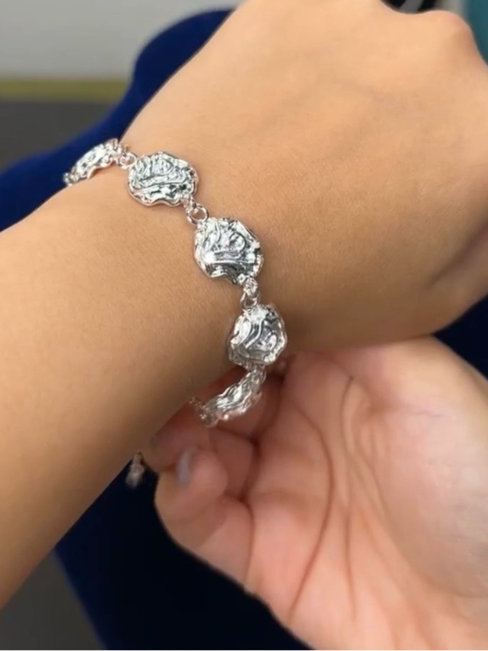 🌹 925 Sterling Silver Rose Bracelet – 7”